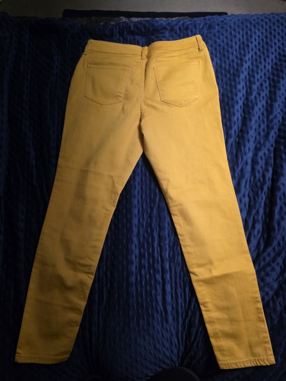 St. John’s Bay Women’s Size 12 Mustard Yellow Skinny Jeans Stretch Pants - Picture 4 of 5